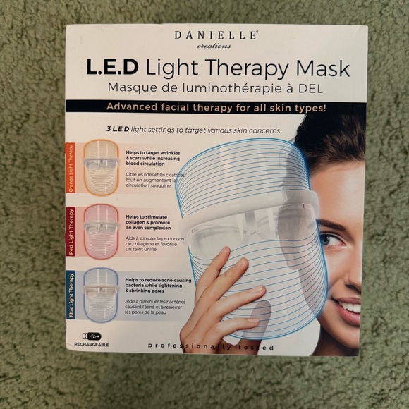 Other - Danielle Creations LED Light Therapy Mask